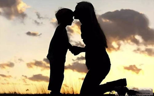 写母爱的作文事例英语