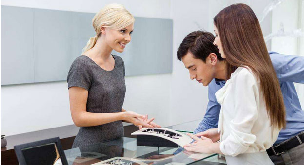 怎么向顾客推销产品-上海新励成口才培训