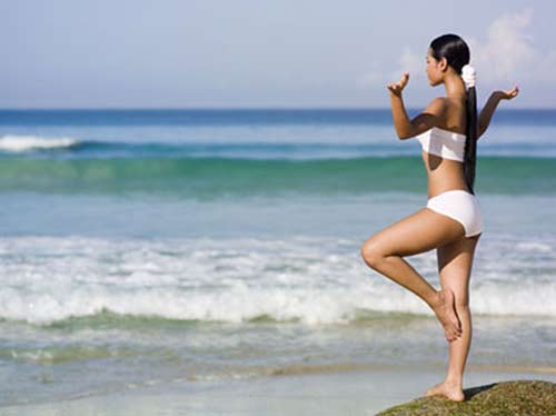 办公室锻炼腰椎的瑜伽动作