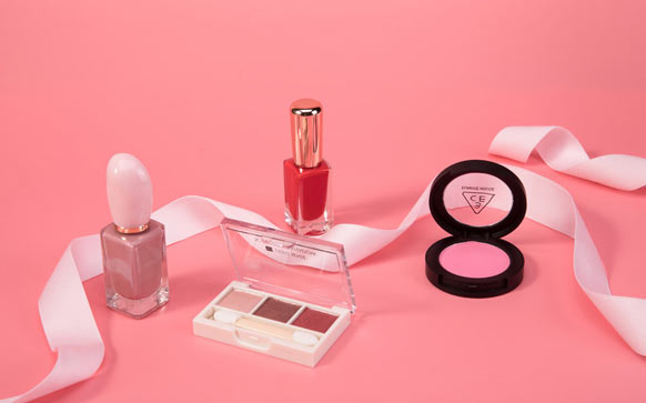 画眼影需要注意什么