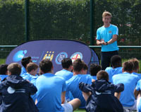 英国足球游学夏令营英语课程
