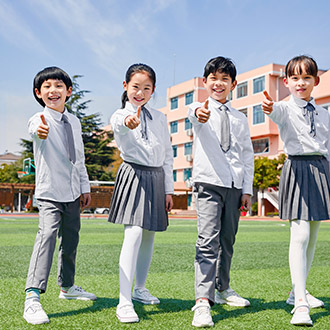 大連青少年心理素質(zhì)班授課現(xiàn)場圖片