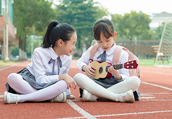 大連青少年心理素質(zhì)培訓(xùn)班學(xué)員圖片