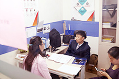 招聘會(huì)