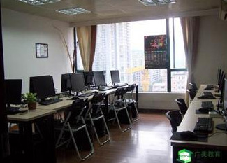 广州广美教育电脑教室图片