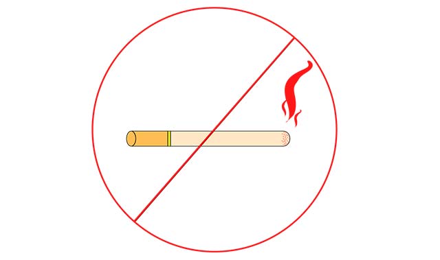关于公共场所禁止吸烟的英语作文