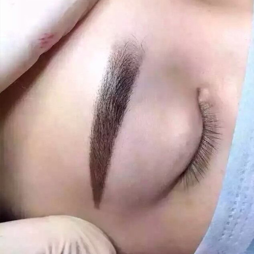 藝上紋繡作品
