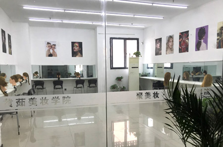 學(xué)員墻