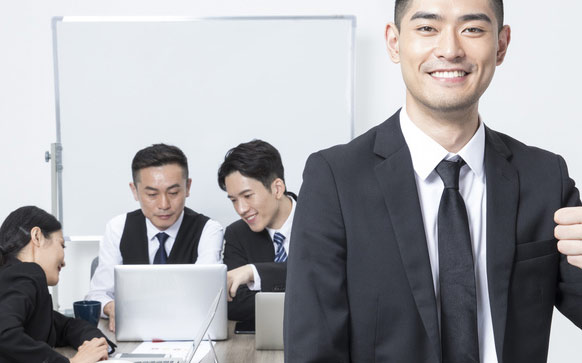在職場(chǎng)想升職加薪者