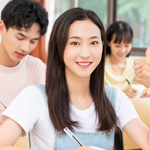 本科在讀或畢業(yè)