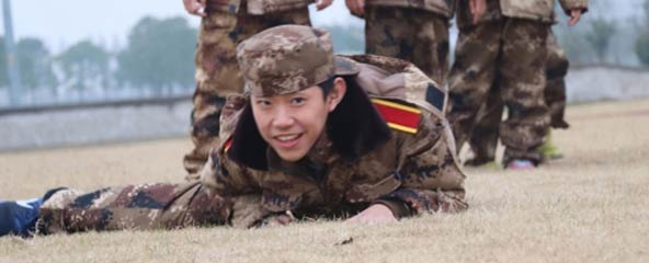 3天吃苦軍事體驗(yàn)營