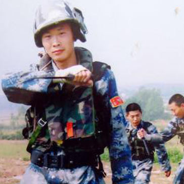 李杰