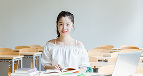 封闭式军事化管理