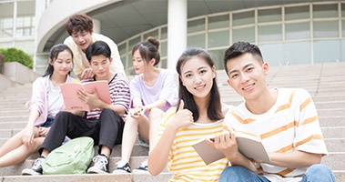 政治、英語、數學、專業課