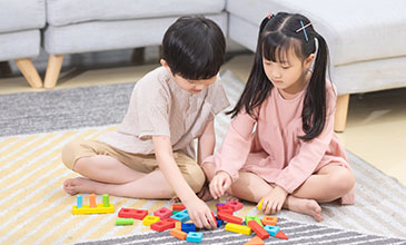 依托美國教育資源