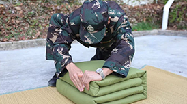 專(zhuān)業(yè)的教官