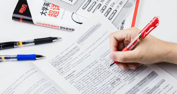 訓(xùn)練英語口語的技巧,這樣做事半功倍
