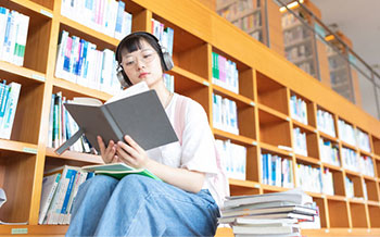 完善課程體系
