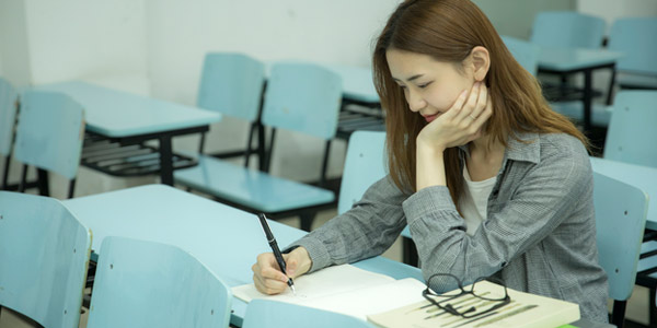 馬來西亞讀研學(xué)子