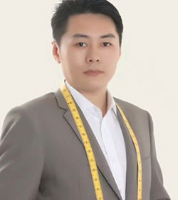 譚興明
