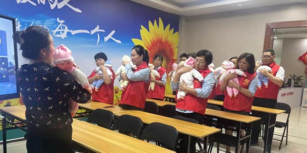 育嬰師培訓學員
