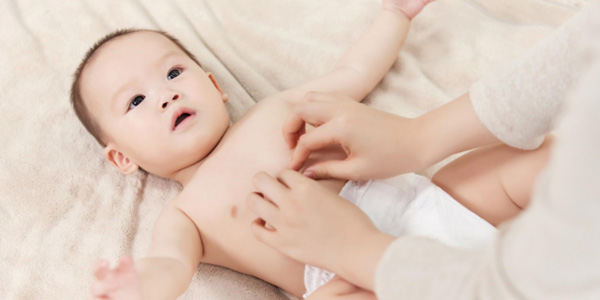 小兒推拿保健師按摩