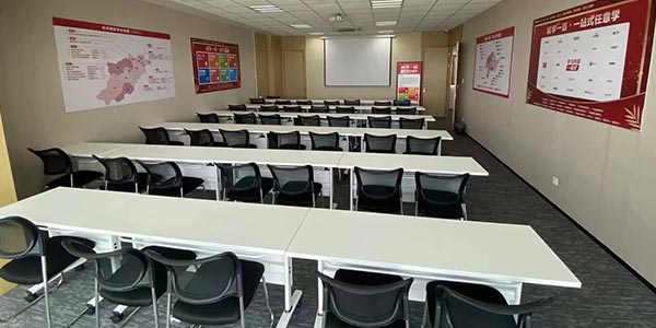 课室