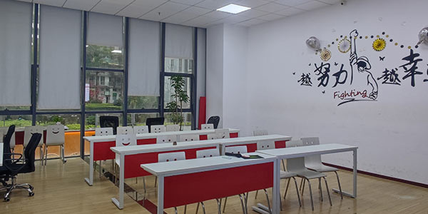 詩蔓格教學環(huán)境