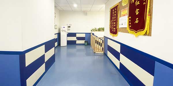 機(jī)構(gòu)走廊