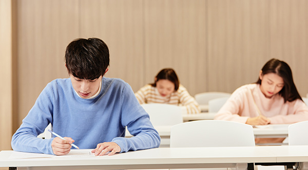 學生