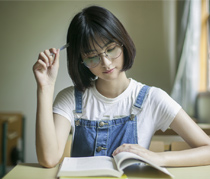 課程設(shè)置多元化