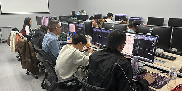 靈感軸電腦室