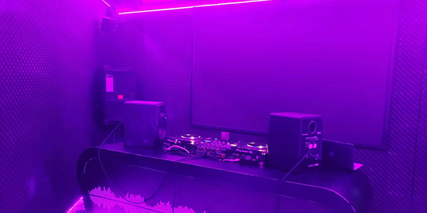 長沙野studio DJ設(shè)備