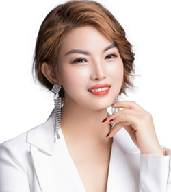 何沁蕓 