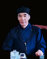 路崇龑老師