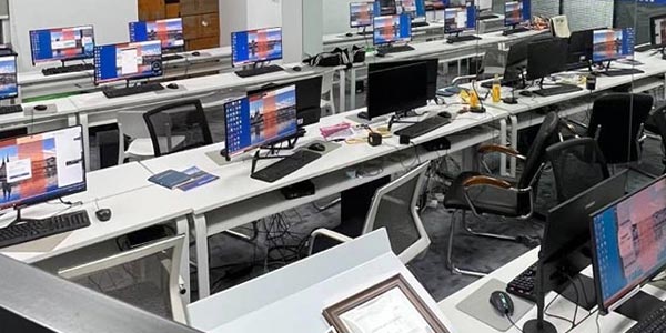 佰意教育電腦室