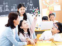 教師招聘課程