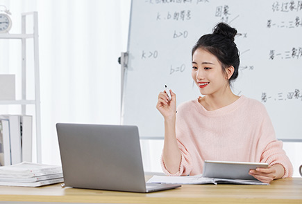 教師招聘課程