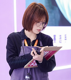 葉麗君