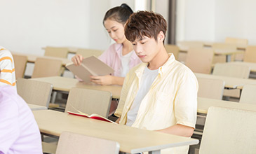 在職人士