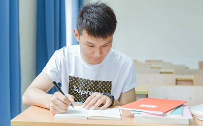 在職人員
