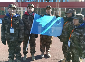 初入軍營(yíng)