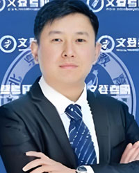 吳老師
