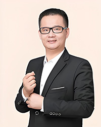 小侯七老師