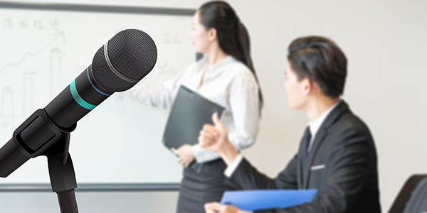 演講