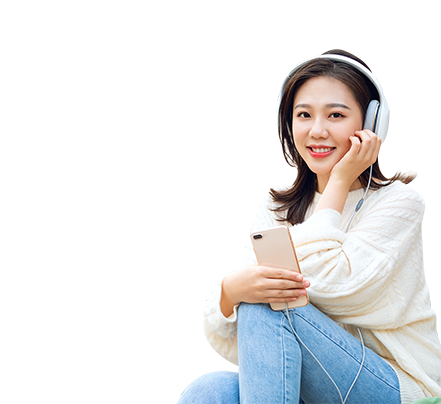 在聽歌的女生