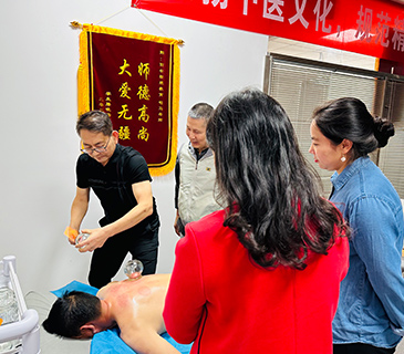 中醫(yī)拔罐