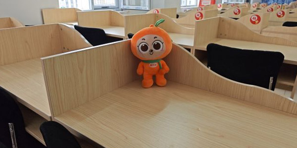 啟公公考自習室