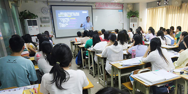 陳文衛理論課堂