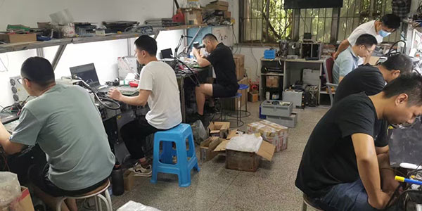 成都匠巢顯卡維修講解
